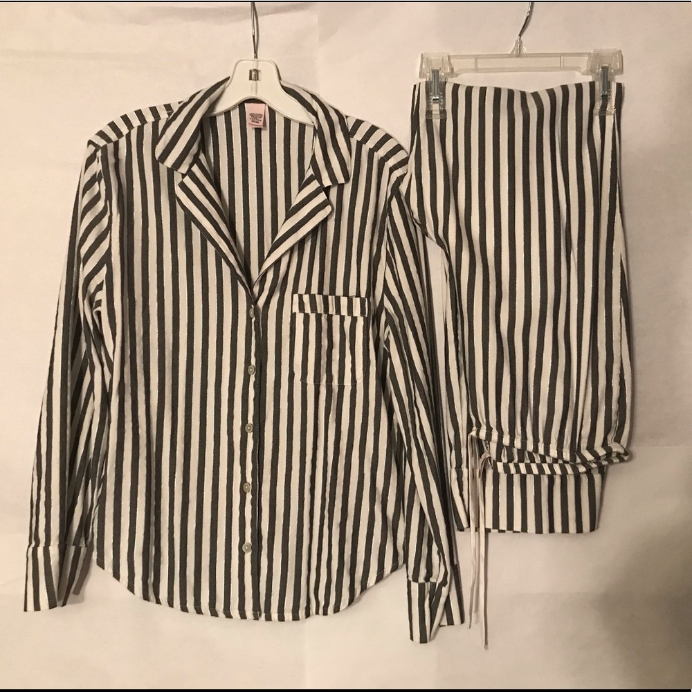 NWOT Victoria’s Secret 2 Piece PJ Set Size S